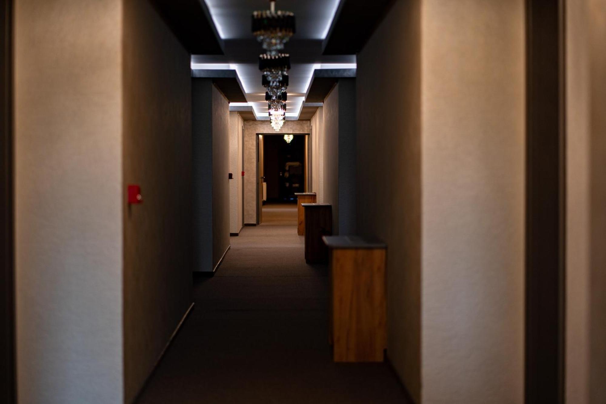 Hanul Domnesc Imperial Hotel & Spa Calan ภายนอก รูปภาพ