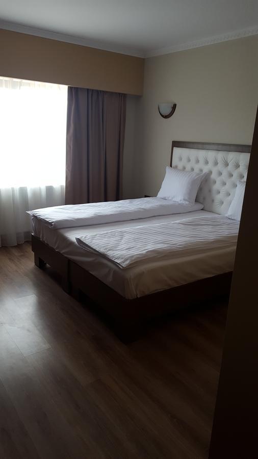 Hanul Domnesc Imperial Hotel & Spa Calan ภายนอก รูปภาพ