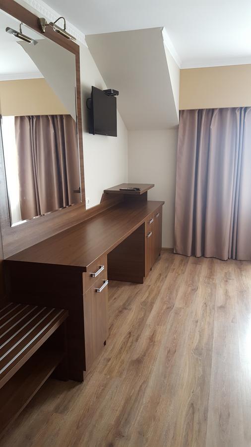 Hanul Domnesc Imperial Hotel & Spa Calan ภายนอก รูปภาพ